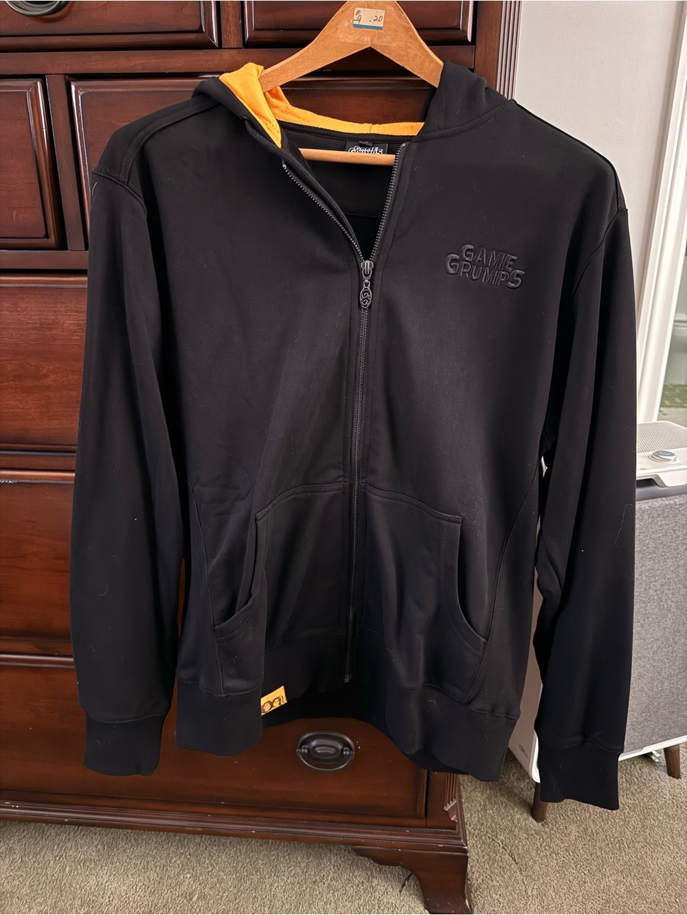 Game Grumps Black Hoodie with Yellow hood - Men's Zip-Up Sweater